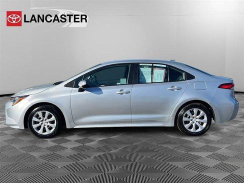 Certified 2022 Toyota Corolla LE image 4