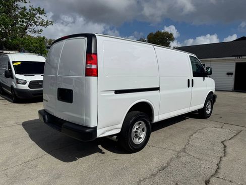 Used 2023 Chevrolet Express 2500 w/ Driver Convenience Package image 6
