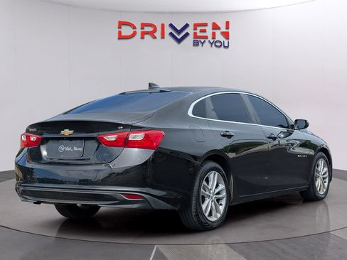 Used 2016 Chevrolet Malibu LT image 5