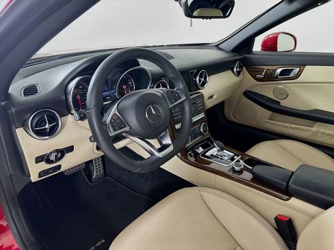 Used 2017 Mercedes-Benz SLC 300 image 10