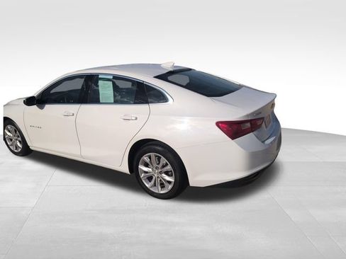 Used 2023 Chevrolet Malibu LT FWD image 4