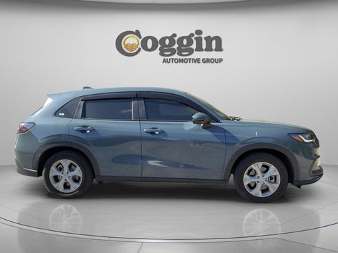 Used 2025 Honda HR-V LX image 6