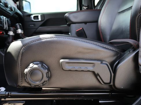 Used 2019 Jeep Wrangler Unlimited Rubicon AWD/4WD image 47