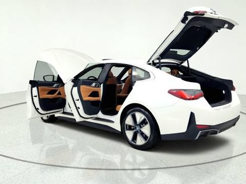 Used 2023 BMW i4 eDrive35 w/ Premium Package RWD image 16