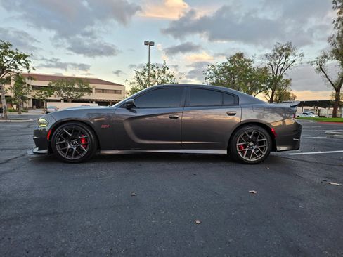 Used 2017 Dodge Charger R/T Scat Pack RWD image 7