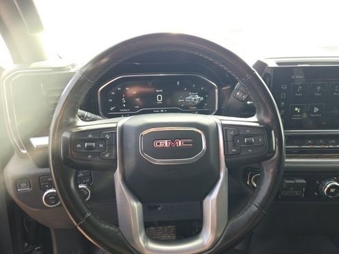Used 2024 GMC Sierra 1500 SLE w/ Preferred Package image 18