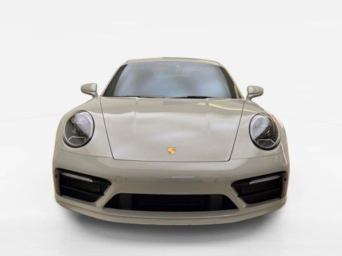 Used 2021 Porsche 911 Carrera image 2