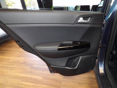 Used 2020 Kia Sportage EX image 20