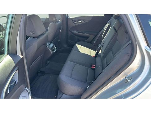 Used 2016 Chevrolet Malibu LT FWD image 11
