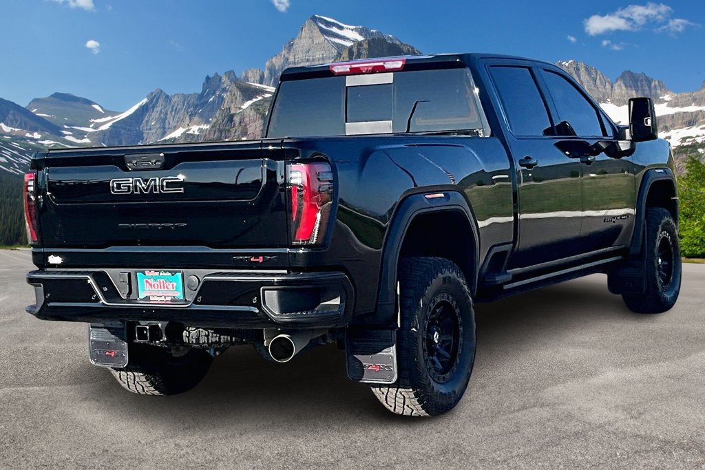 Used 2025 GMC Sierra 2500 AT4X AWD/4WD image 2