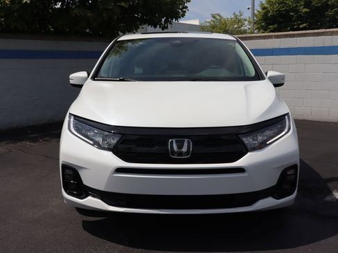 Certified 2026 Honda Odyssey Elite image 8
