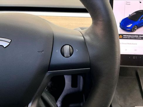 Used 2022 Tesla Model 3 Long Range image 21