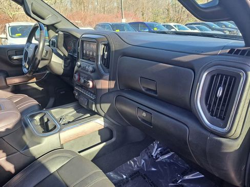 Used 2021 Chevrolet Silverado 1500 High Country image 18