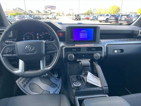 Certified 2025 Toyota Tacoma TRD Sport AWD/4WD image 13