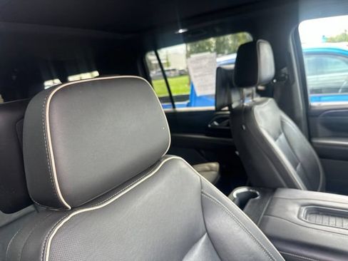 Used 2021 GMC Yukon XL SLT w/ SLT Premium Package AWD/4WD image 19