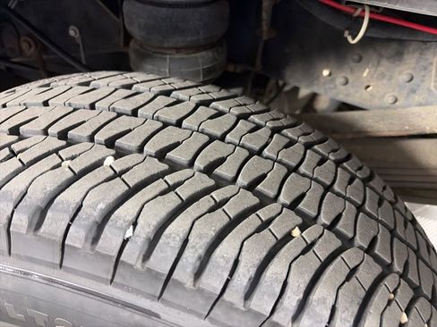 Used 2008 Ford F350 Lariat image 10