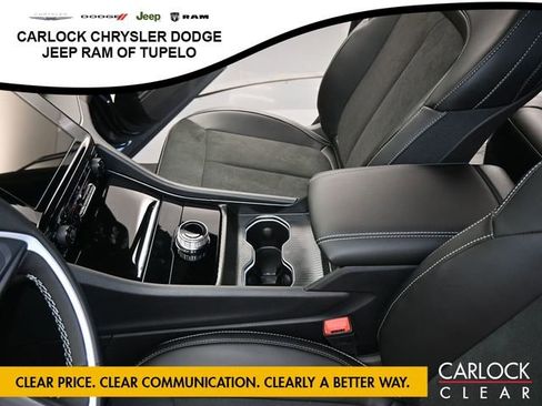 New 2025 Jeep Grand Cherokee Altitude image 18