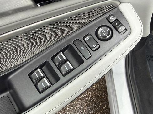 Certified 2022 Acura MDX SH-AWD w/ Technology Package image 14