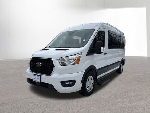 Used 2022 Ford Transit 350 XLT image 2