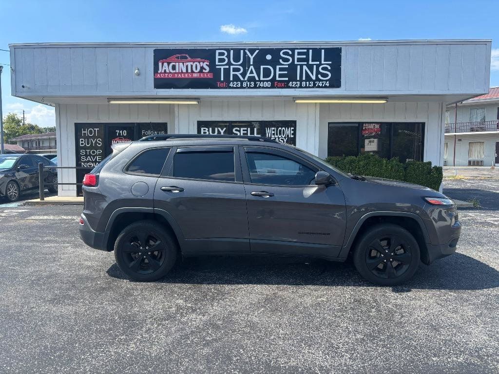 Used 2016 Jeep Cherokee High Altitude FWD image 1