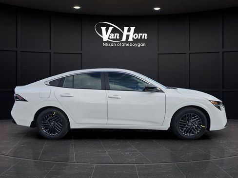 New 2026 Nissan Sentra SV image 2