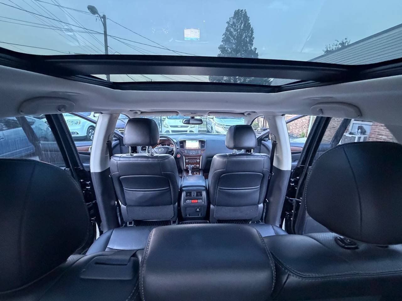 Used 2017 Nissan Pathfinder SL FWD image 26