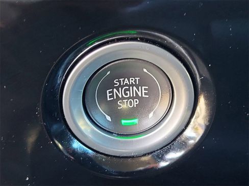 Certified 2024 GMC Sierra 1500 SLT image 26