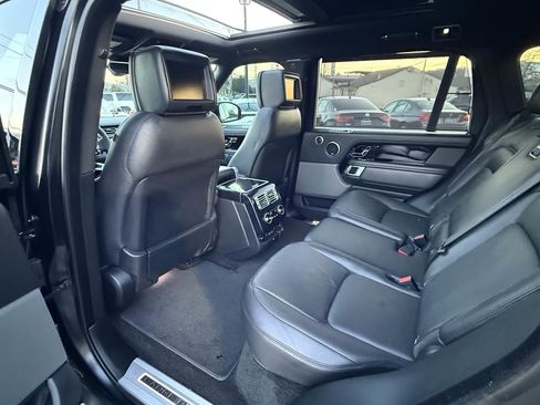 Used 2019 Land Rover Range Rover Long Wheelbase Supercharged image 4