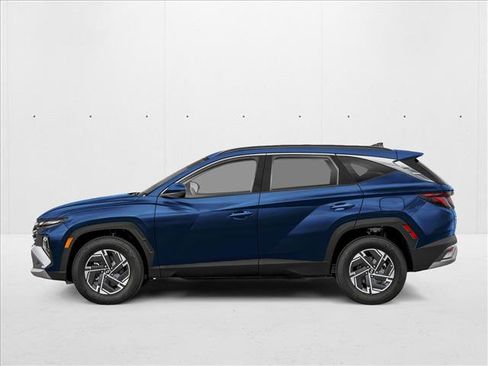 New 2026 Hyundai Tucson Blue SE image 3