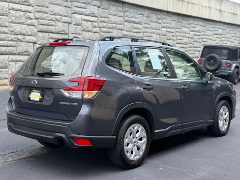 Used 2023 Subaru Forester AWD/4WD image 7