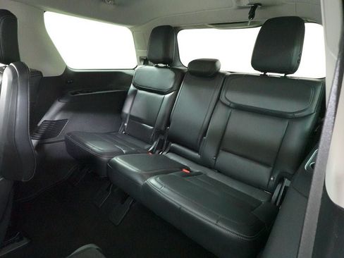 Certified 2025 Ford Expedition Platinum AWD/4WD image 30