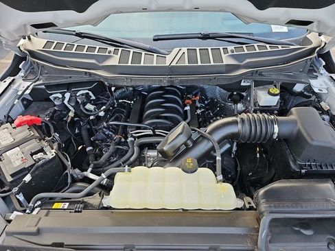 Used 2024 Ford F150 Lariat w/ Equipment Group 502A High image 29