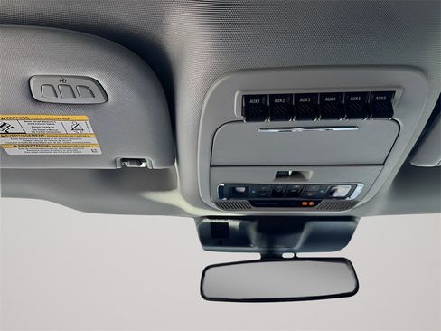 New 2025 Ford F250 Lariat w/ Lariat Ultimate Package image 45