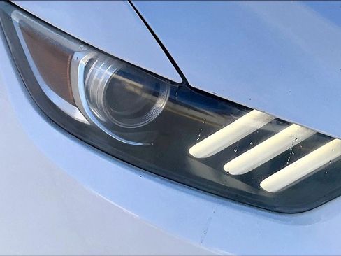 Used 2016 Ford Mustang Coupe image 29