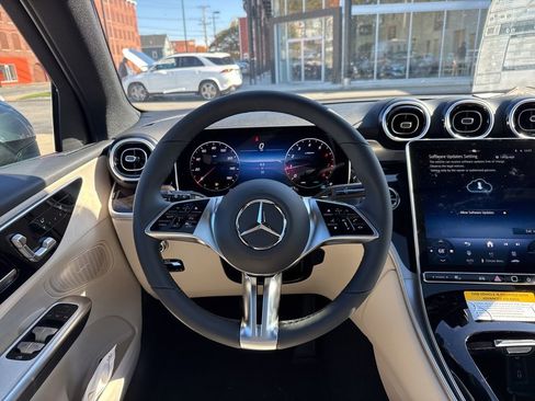 New 2026 Mercedes-Benz GLC 300 4MATIC image 22