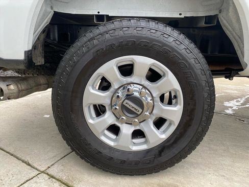 Used 2024 Ford F250 XLT image 46