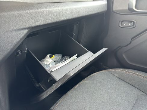 New 2026 Jeep Gladiator Sport image 25