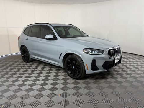 Used 2022 BMW X3 sDrive30i w/ M Sport Package 2 RWD image 7