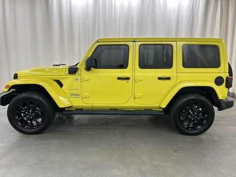 Used 2024 Jeep Wrangler Unlimited Sahara w/ Dual Top Group image 3