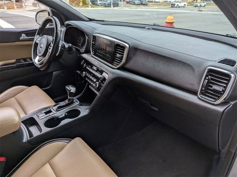 Used 2022 Kia Sportage SX image 28