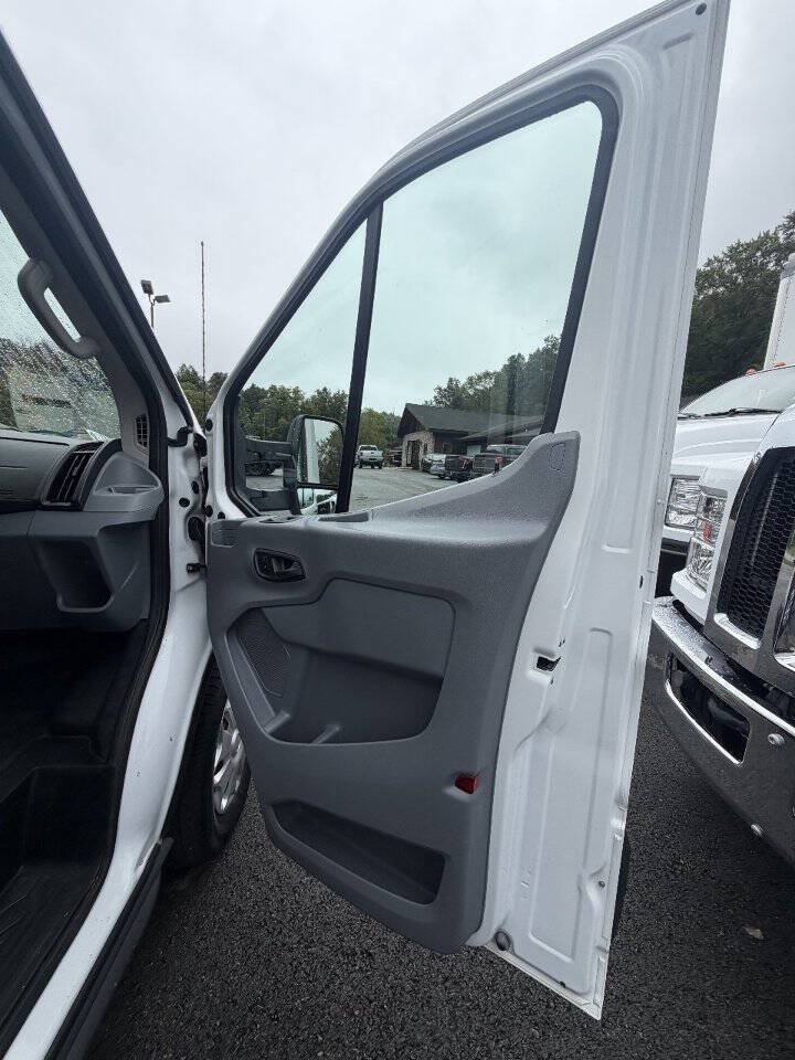 Used 2018 Ford Transit 350 138 w/ Interior Upgrade Package RWD image 40