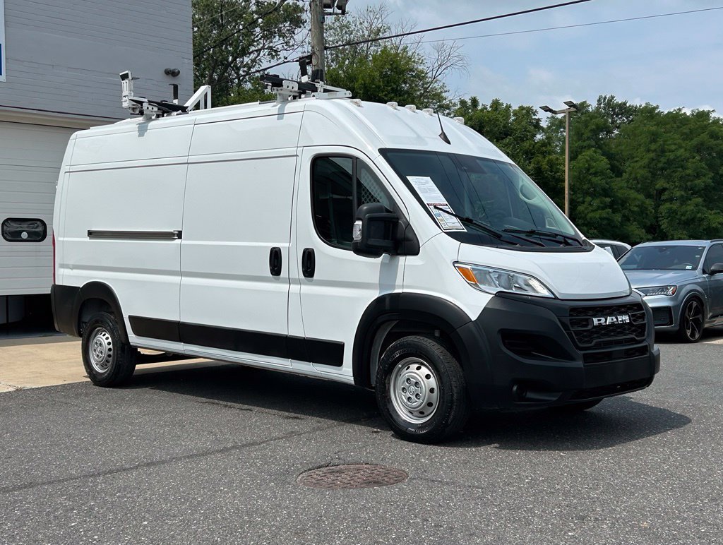 Used 2024 RAM ProMaster 2500 FWD image 1