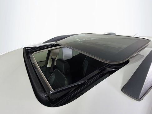 Used 2023 GMC Acadia Denali w/ Denali Ultimate Package image 16