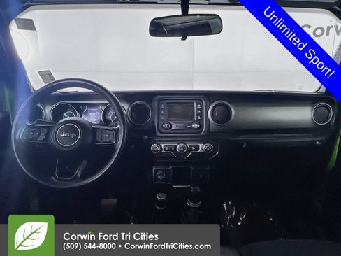 Used 2018 Jeep Wrangler Unlimited Sport AWD/4WD image 7