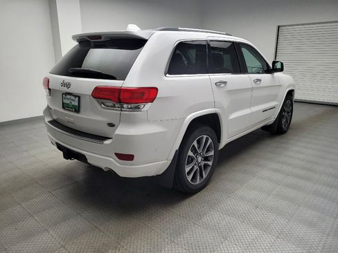 Used 2018 Jeep Grand Cherokee Overland AWD/4WD image 9