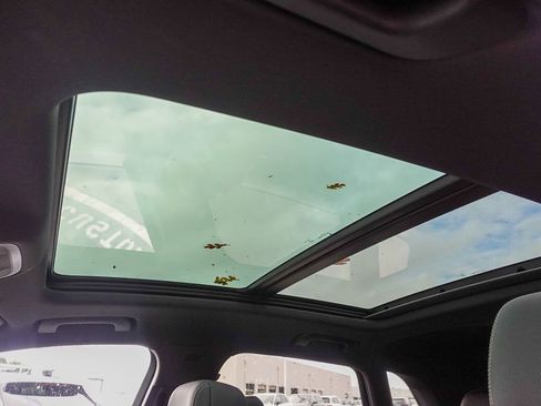 Used 2025 Audi Q3 2.0T Premium image 14