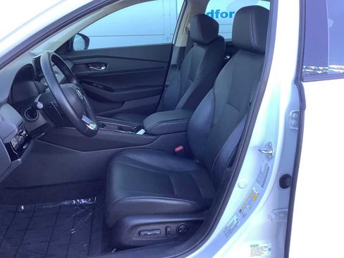 Used 2023 Honda Accord Touring image 11