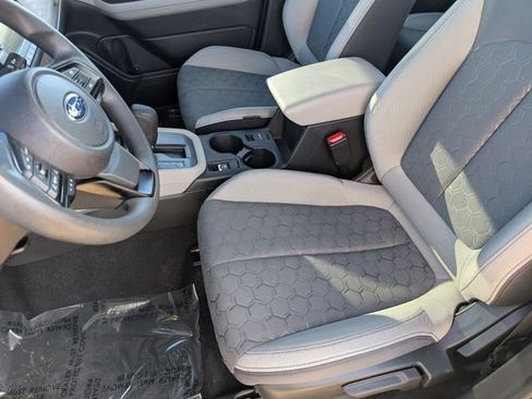 Used 2025 Subaru Forester image 12