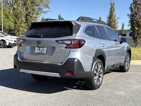 Certified 2025 Subaru Outback Limited w/ Popular Package #2 image 3