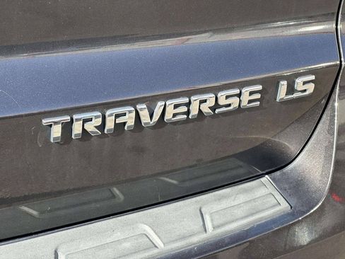 Used 2016 Chevrolet Traverse LS FWD image 5